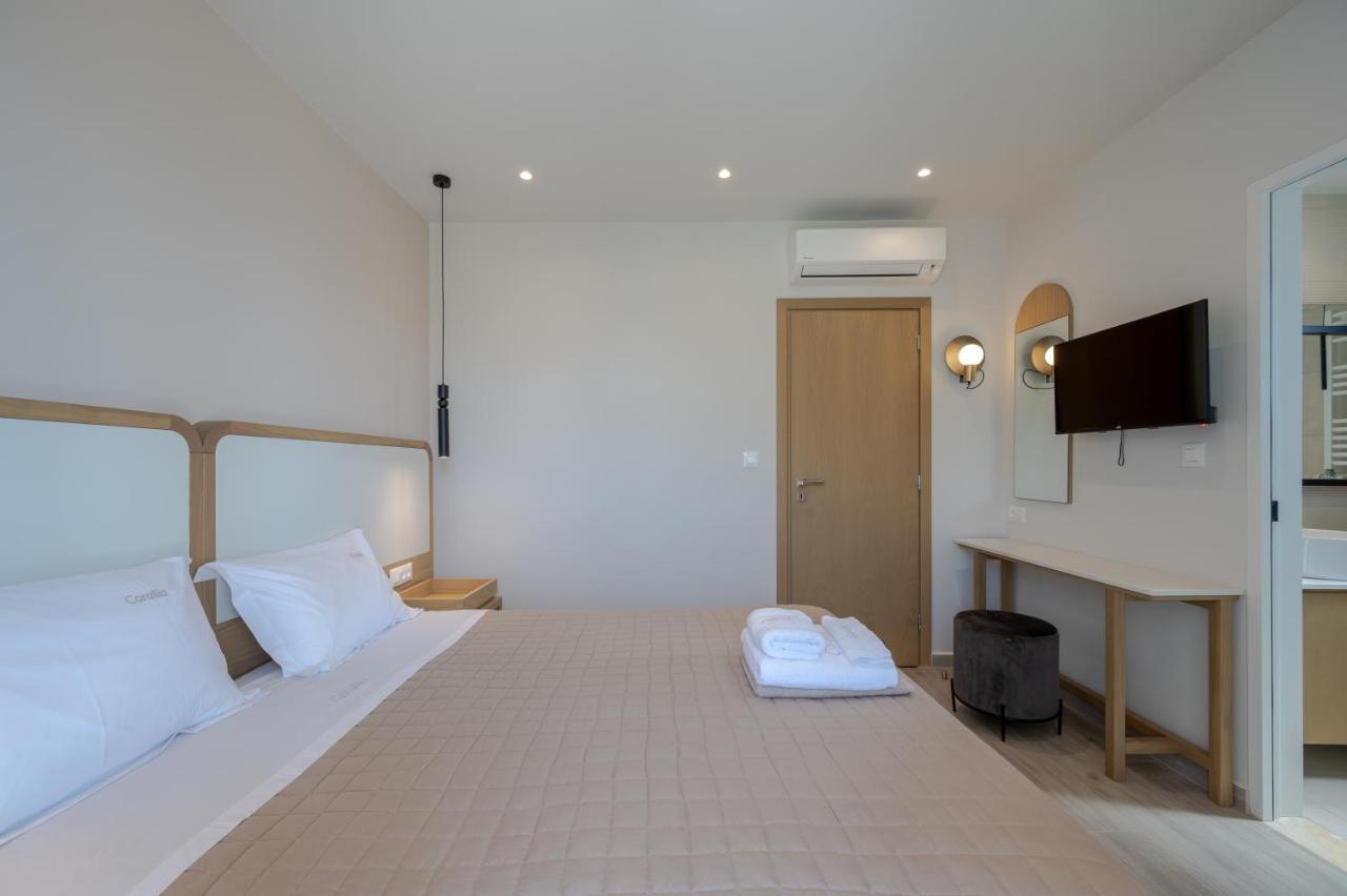 Corallia Villas Near The Beach プラキアス エクステリア 写真
