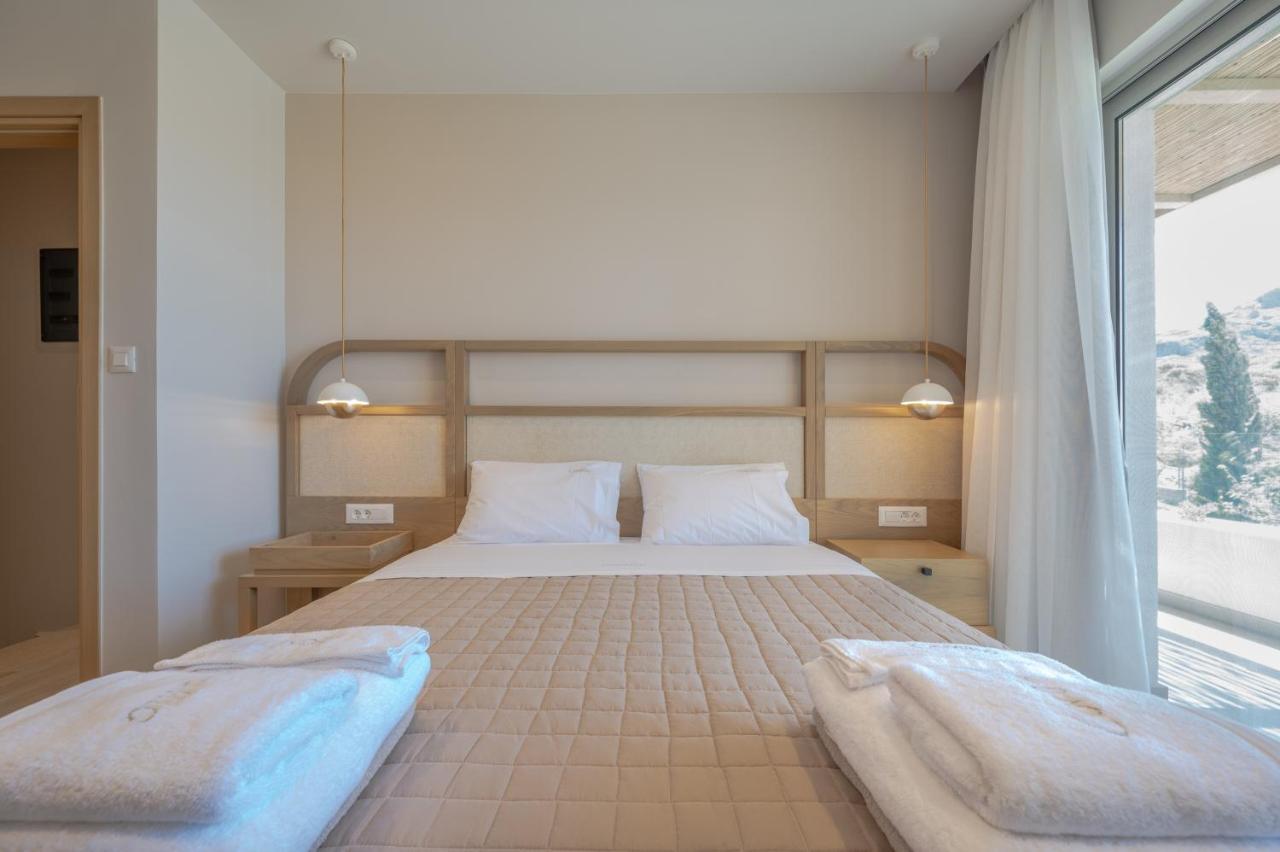 Corallia Villas Near The Beach プラキアス エクステリア 写真