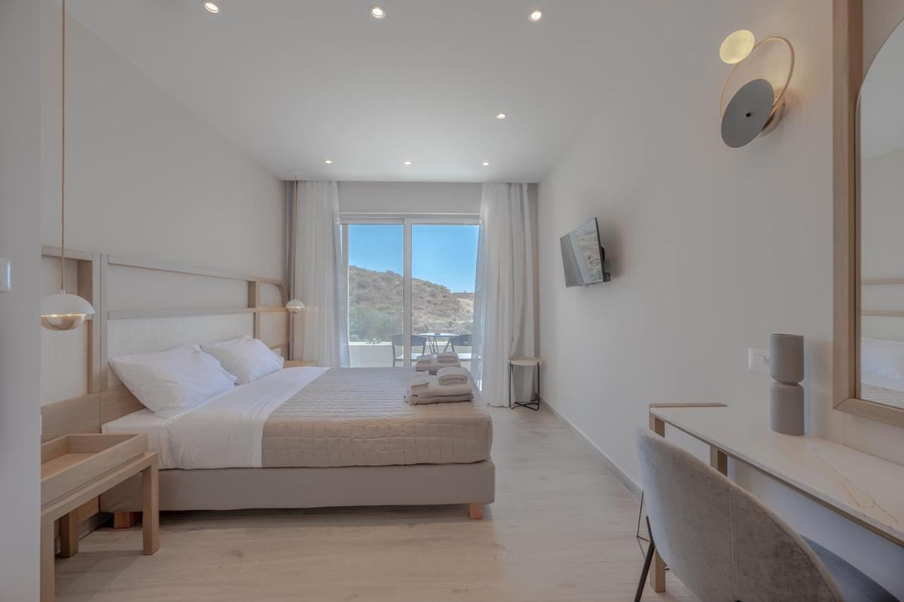 Corallia Villas Near The Beach プラキアス エクステリア 写真