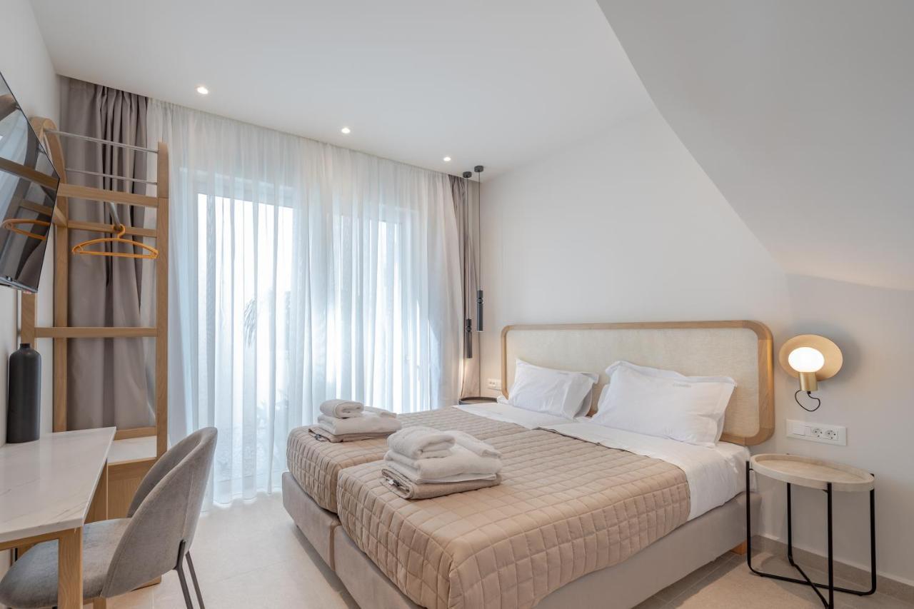 Corallia Villas Near The Beach プラキアス エクステリア 写真
