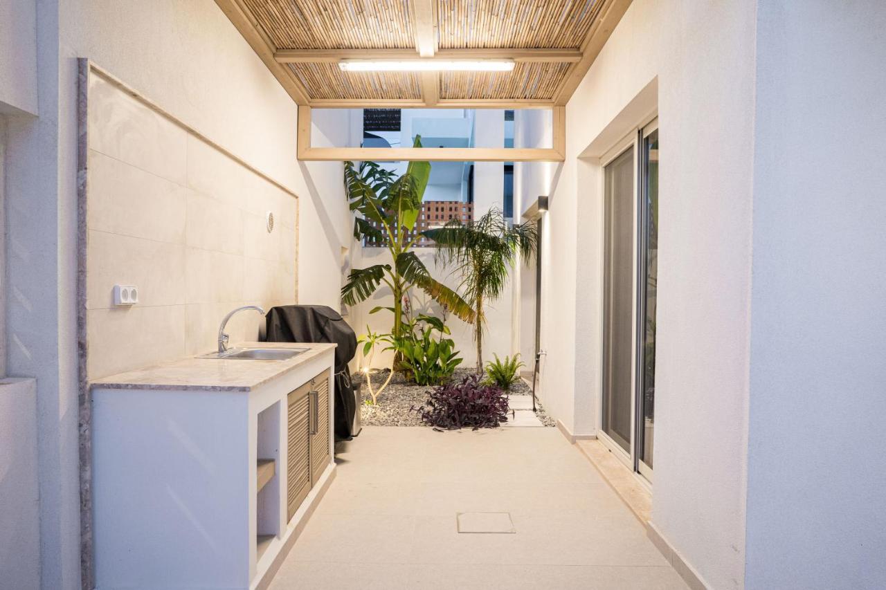 Corallia Villas Near The Beach プラキアス エクステリア 写真